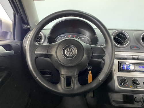 Imagem 19 de 19 de Volkswagen Voyage 1.6 Vht Total Flex 4p