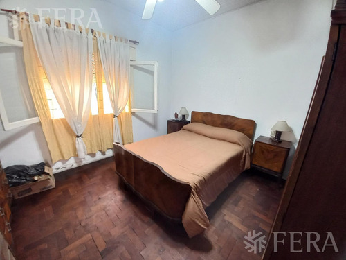 Venta Ph 2 Ambientes Con Patio En Sarandí