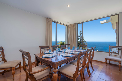 Casa Con Excelente Ubicación En Zapallar