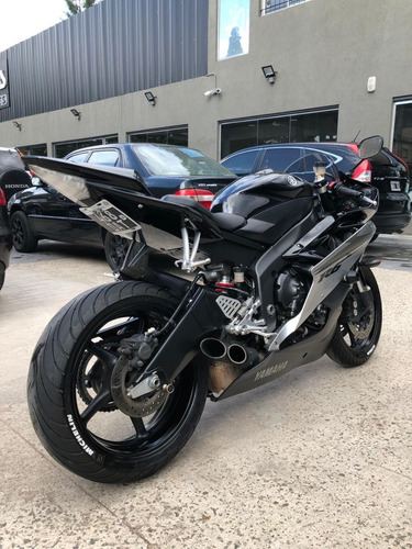 Yamaha R6