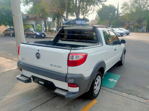 RAM 700 1.6 Slt Club Cab Mt