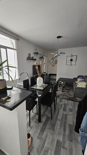 Luminoso Apartamento En Villa Dolores!! Gastos Comunes Bajos