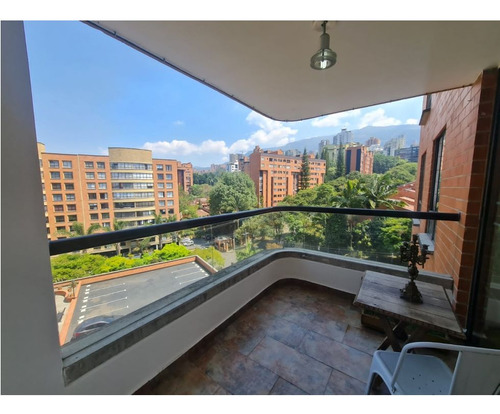 Venta Apartamento Por La Frontera Poblado Medellín 