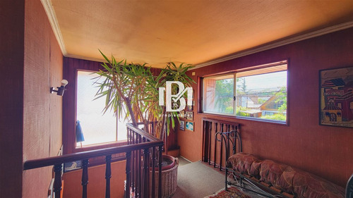 Casa En Venta De 5 Dorm. En Vitacura