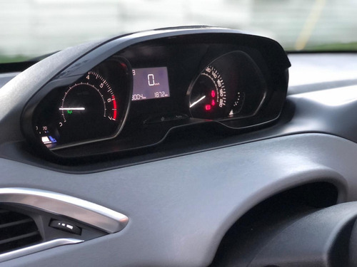 Peugeot 208 1.5 Allure Touchscreen 2015