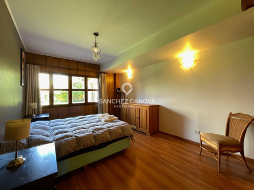 Imagen 8 de 14 de Casa Chalet En Venta Ubicado En Centro De Bariloche, Bariloche, Patagonia