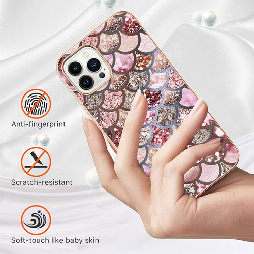 Funda Para Teléfono Motorola Series Sparkling Imd Con Agarre Giratorio Para Los Dedos, Balanzas De Colores Y Patrón De Escamas Rosas