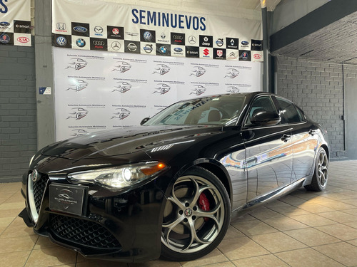 Alfa Romeo Giulia 2.0 Ti At