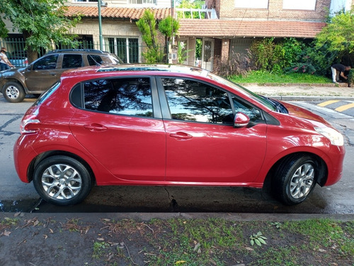 Peugeot 208 1.6 Allure 2014