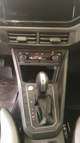 Imagen 4 de 25 de Volkswagen Nivus Highline Hero 200 Tsi At #15