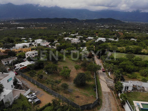 Terreno En Venta En Col. Cañadas Del Sur En Monterrey