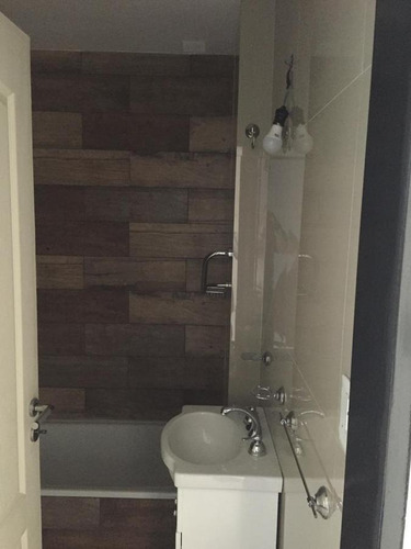 Imagen 7 de 13 de Venta -ph - Moron Sur