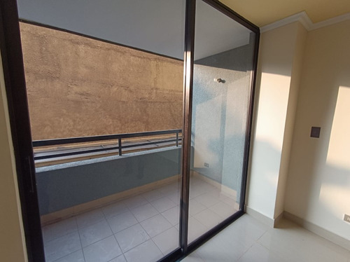 67m2, Remodelado 2d+2b, A Dos Cuadras Metro Republica