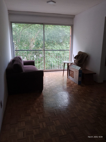 Alquilo Apartamento Dos Dormitorios En Centro De Montevideo