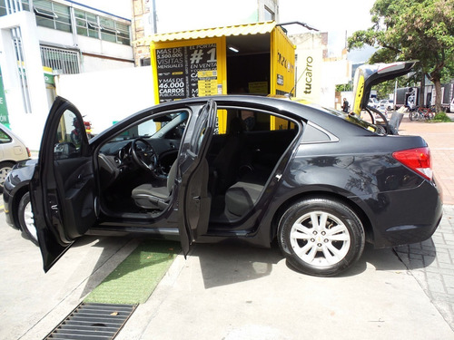 Chevrolet Cruze Ls 1.8 Mt