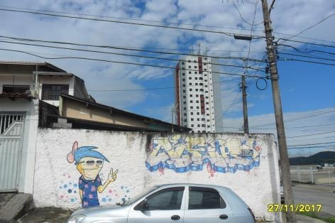 Imagem 1 de 6 de Terreno Com Casa + Salao Comercial - Ven400
