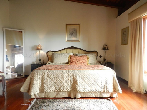 Imagen 12 de 15 de Mayerling Gonzalez Bm Vende Casa En Alto Hatillo Mls #21-6717