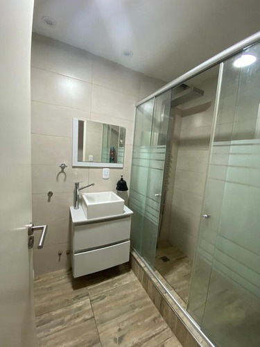 Casa 5 Ambientes 350 M² Cub, - Garage 2 Autos - Pileta - Haedo