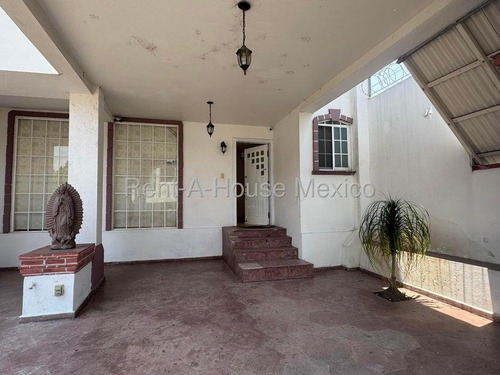 Casa En Venta En Juarez Chirinos, Ocoyoacac Jl 25-3552.