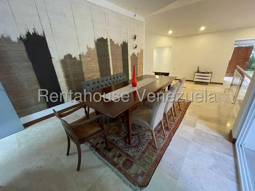 Casa En Venta En Alto Hatillo Remodelada Piscina Caracas Casas Angela Tochon
