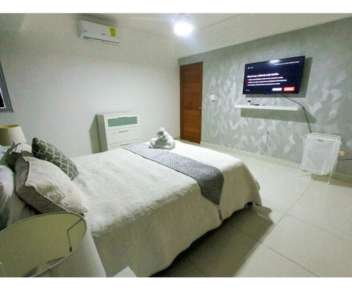 Apartamento En Venta Pent-house, El Millón