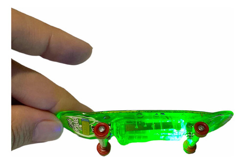 Mini Skate Dedo Led Kit Com 2 Brinquedos