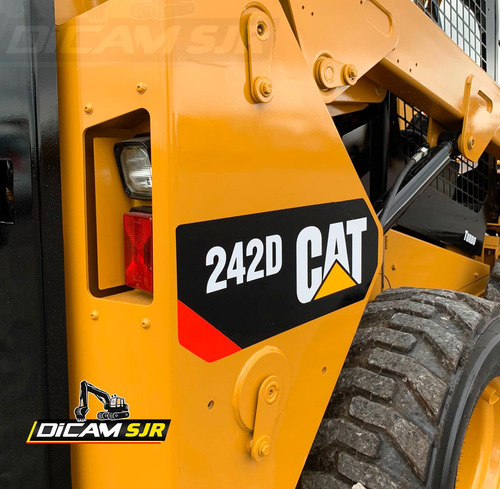 Minicargador Caterpillar 242d Año 2016 Seminuevo