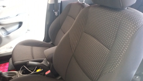 Imagem 12 de 13 de Hyundai I30 2011 2.0 Gls 5p