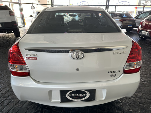 Toyota Etios 1.5 XLS SEDAN 16V FLEX 4P AUTOMÁTICO