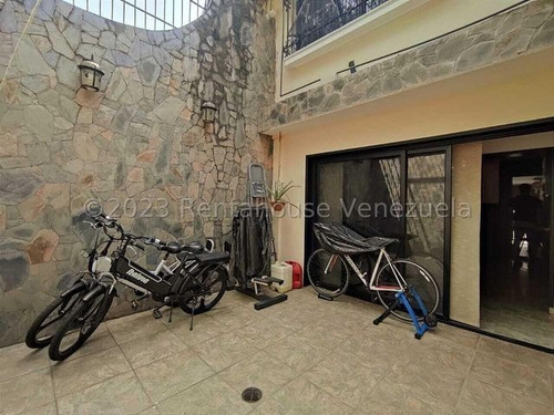 Imagen 27 de 30 de Townhouse En Venta El Castaño, Conjunto Cerrado. Maracay 23-18675 Hc