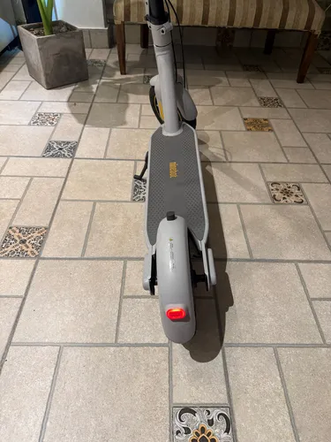 Monopatín Eléctrico Ninebot Kickscooter Max G30lp