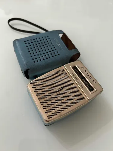 Rádio De Bolso - Crown Six Transistor ((made In Japan) Raro Rádio De Bolso - Crown Six Transistor ((made In Japan) Raro