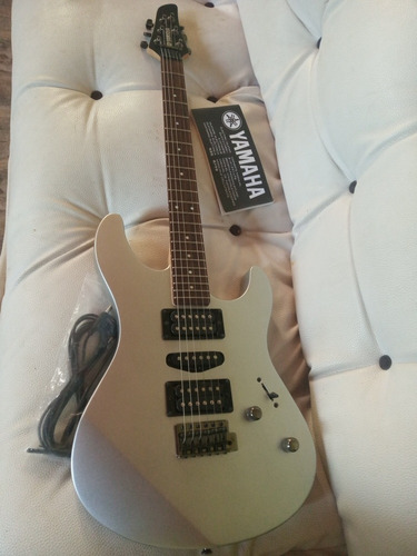 Imagen 1 de 9 de Guitarra Electrica Yamaha Rgx121z