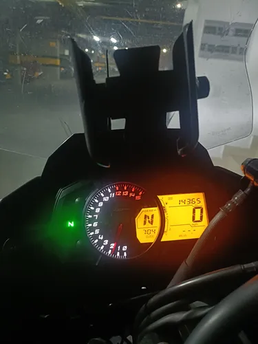 Moto Versys 300cc Con Baúl Y Anclaje Para Alforjas.