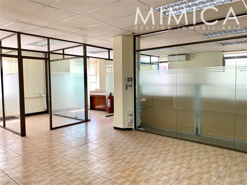 Imagen 3 de 30 de Oficina En Venta En Santiago