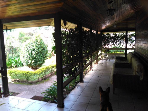 Imagem 2 de 17 de Chácara - 3 Dormitórios - Colinas - Caucaia Do Alto - Sp - Ch411020v