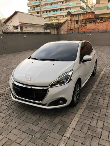 Peugeot 208 1.6 16v Griffe Flex Aut. 5p 2017