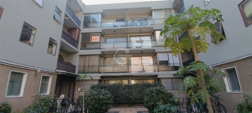 Departamento En Arriendo De 2 Dorm. En Providencia