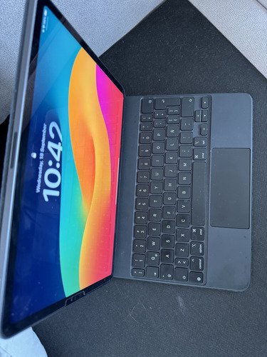 Apple iPad Pro 11 1tb (3a Gen) + Magic Keyboard (Usado)