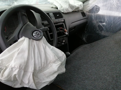 Imagen 3 de 5 de Volkswagen Vento 2014 - 2019 Por Partes Refacciones Yonke