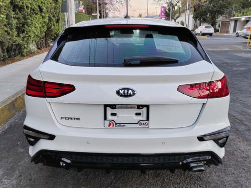 Kia Forte 2.0 Hb Ex At