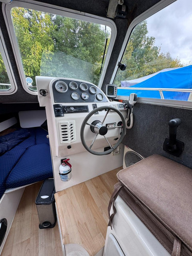 Crucero Fisher Cabin 710 Motor Ford V8 Inyeccion