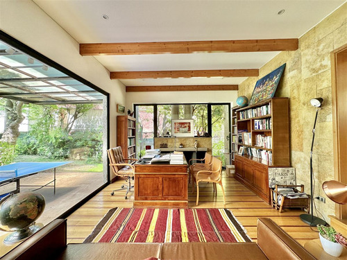 Casa En Venta De 4 Dorm. En Lo Barnechea