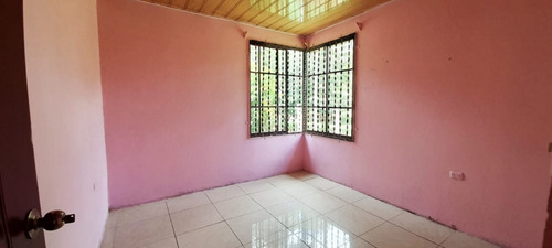 Imagen 9 de 13 de Vendo Casa En Portón Iberia Siquirres Limón