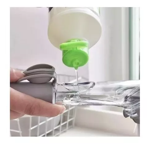 Escobilla para loza con dispensador de jabón OXO