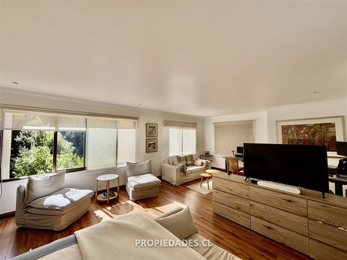 Departamento En Venta De 4 Dorm. En Las Condes