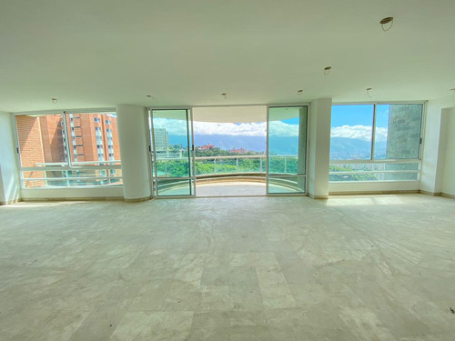 Se Vende Apto Pb  636m² 4h+2s/5b+1s/4p Mirador De Los Campitos