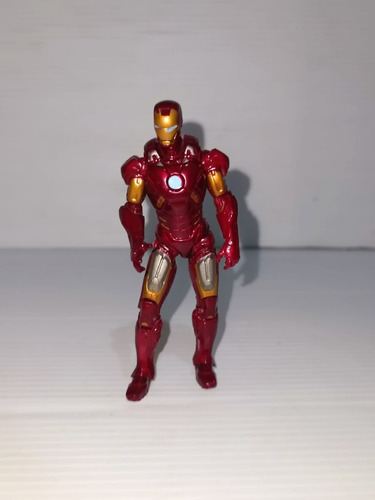 Hasbro Shatterblast Iron Man Mark 7 Movie Series 3.75 (Usado)