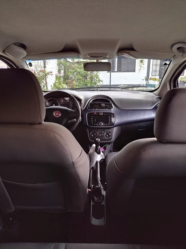 Fiat Punto 1.4 Attractive C/radio Integrada 2013