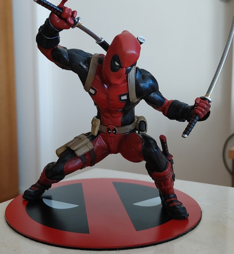 Estatua 1:10 Deadpool Marvel Impecable